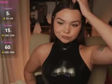 emahallee – webcam model profile photo Image 19