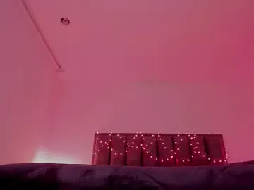 iam_eli – webcam model profile photo Image 13