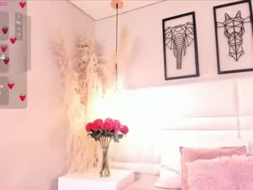 yes_mommy_zlata – webcam model profile photo Image 14