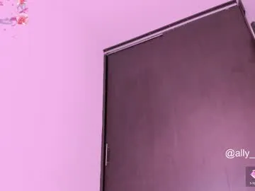 magical_mermaids – webcam model profile photo Image 13