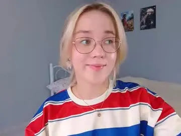 buupsi – webcam model profile photo Image 12