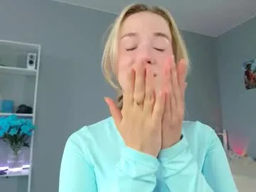 buupsi – webcam model profile photo Image 13