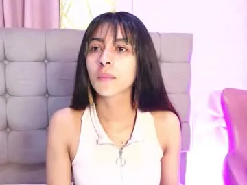 AvaKroft – webcam model profile photo Image 14