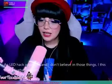 realtryit – webcam model profile photo Image 12