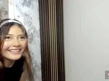 angelsofaurora – webcam model profile photo Image 9