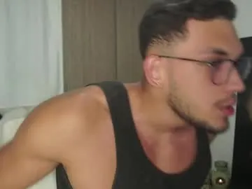 sexy_hot_friends_ – webcam model profile photo Image 3