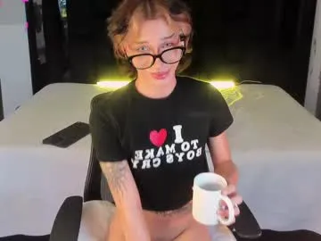 playussoftly – webcam model profile photo Image 6