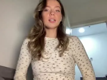 petites_perles – webcam model profile photo Image 5