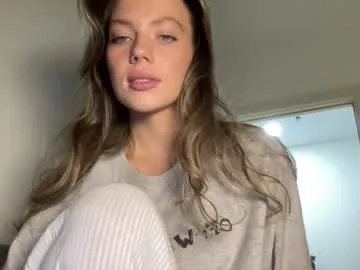 petites_perles – webcam model profile photo Image 6