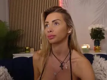 CassyTorres – webcam model profile photo Image 14