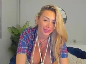 CassyTorres – webcam model profile photo Image 4