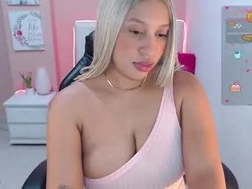 playussoftly – webcam model profile photo Image 10