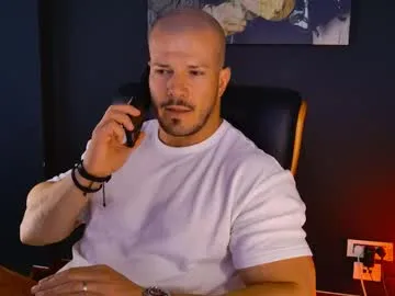 blackchully45 – webcam model profile photo Image 6