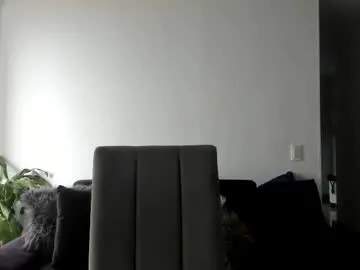 naughtynath_ – webcam model profile photo Image 9