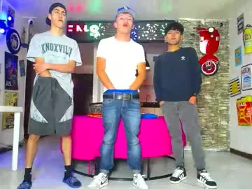 realtryit – webcam model profile photo Image 17