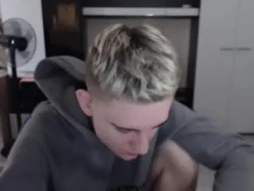 iamsomeone1234 – webcam model profile photo Image 15