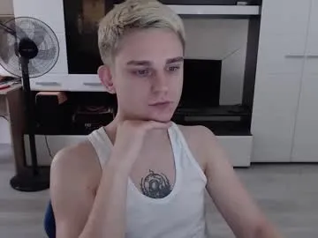 iamsomeone1234 – webcam model profile photo Image 3