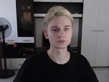 iamsomeone1234 – webcam model profile photo Image 5