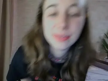 sweetlittleangela – webcam model profile photo Image 2