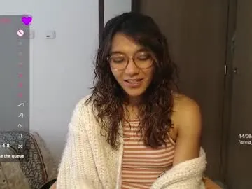 anabel054 – webcam model profile photo Image 7