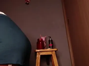 hanalif – webcam model profile photo Image 14