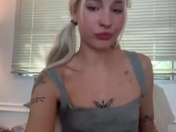 loving_ladies – webcam model profile photo Image 10