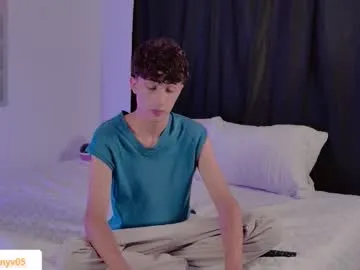 truuuly_yours – webcam model profile photo Image 2