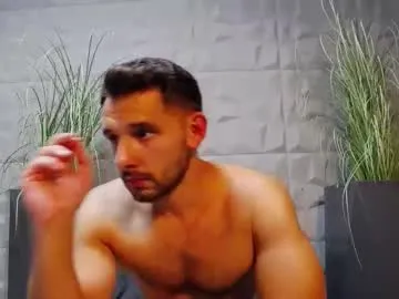 sweetyoops – webcam model profile photo Image 6