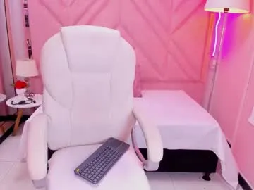 scarlettandtom – webcam model profile photo Image 9