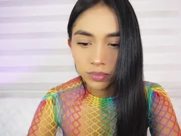 skyamber8v2 – webcam model profile photo Image 13