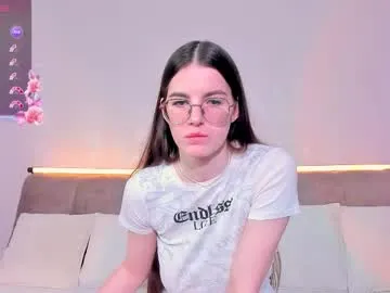 trippylilly – webcam model profile photo Image 12