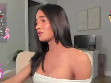 yours_meyy – webcam model profile photo Image 5