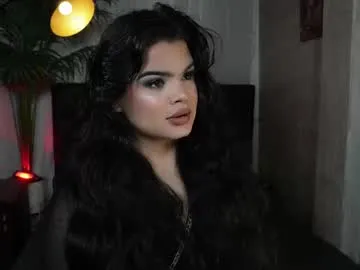 giaglowing – webcam model profile photo Image 9