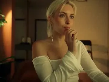 wet_dreamm22 – webcam model profile photo Image 7