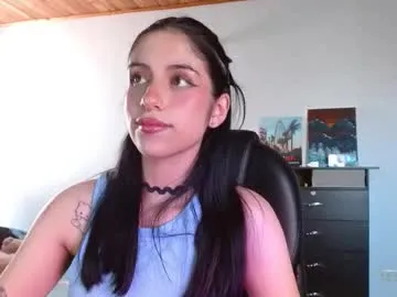 truuuly_yours – webcam model profile photo Image 14