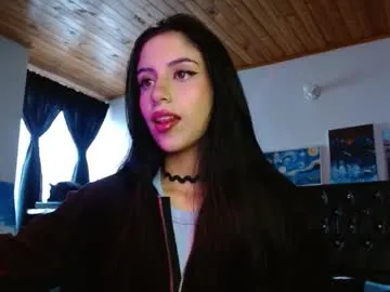 truuuly_yours – webcam model profile photo Image 8