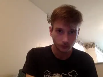 petites_perles – webcam model profile photo Image 14