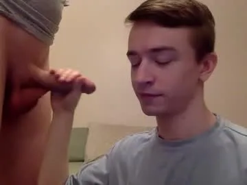 petites_perles – webcam model profile photo Image 19