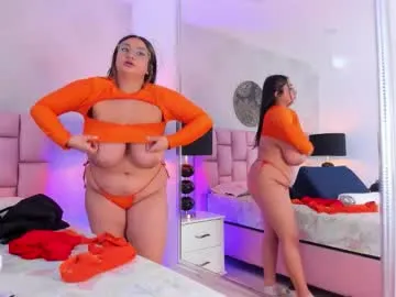 leanneluxecouple – webcam model profile photo Image 11