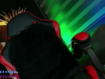 sexy_hot_friends_ – webcam model profile photo Image 4