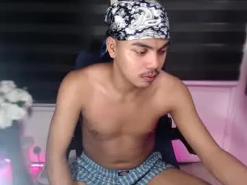 petites_perles – webcam model profile photo Image 3