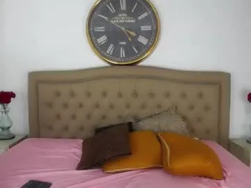 IngridSaint – webcam model profile photo Image 7