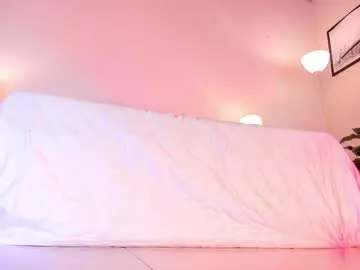 emely_exxotic – webcam model profile photo Image 13