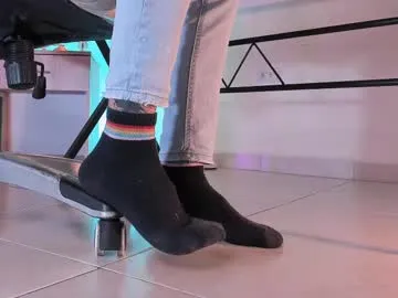 emely_exxotic – webcam model profile photo Image 18