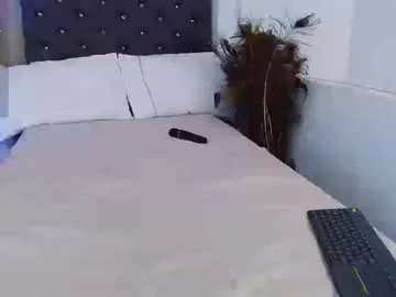 xaevynne – webcam model profile photo Image 15