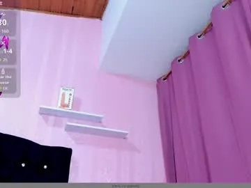 CleoLangley – webcam model profile photo Image 5