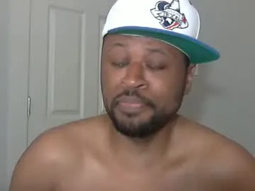 asiangirlandwhiteguy – webcam model profile photo Image 3