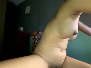 sweetyoops – webcam model profile photo Image 16