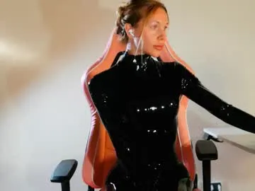 loving_ladies – webcam model profile photo Image 2