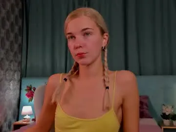 scarletttsinner – webcam model profile photo Image 14